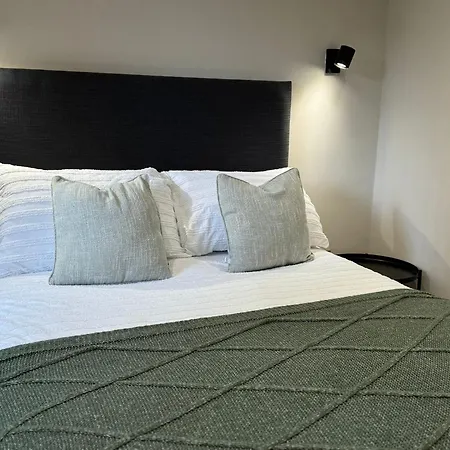 Luxury 2 Bedroom Duplex Penthouse * Leeds (West Yorkshire)