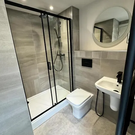 Apartment Luxury 2 Bedroom Duplex Penthouse *
