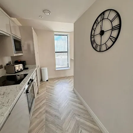 Luxury 2 Bedroom Duplex Penthouse Apartment Leeds (West Yorkshire)